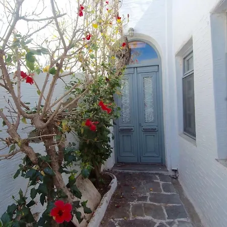Traditional Atmospheric House Parikia (Paros)